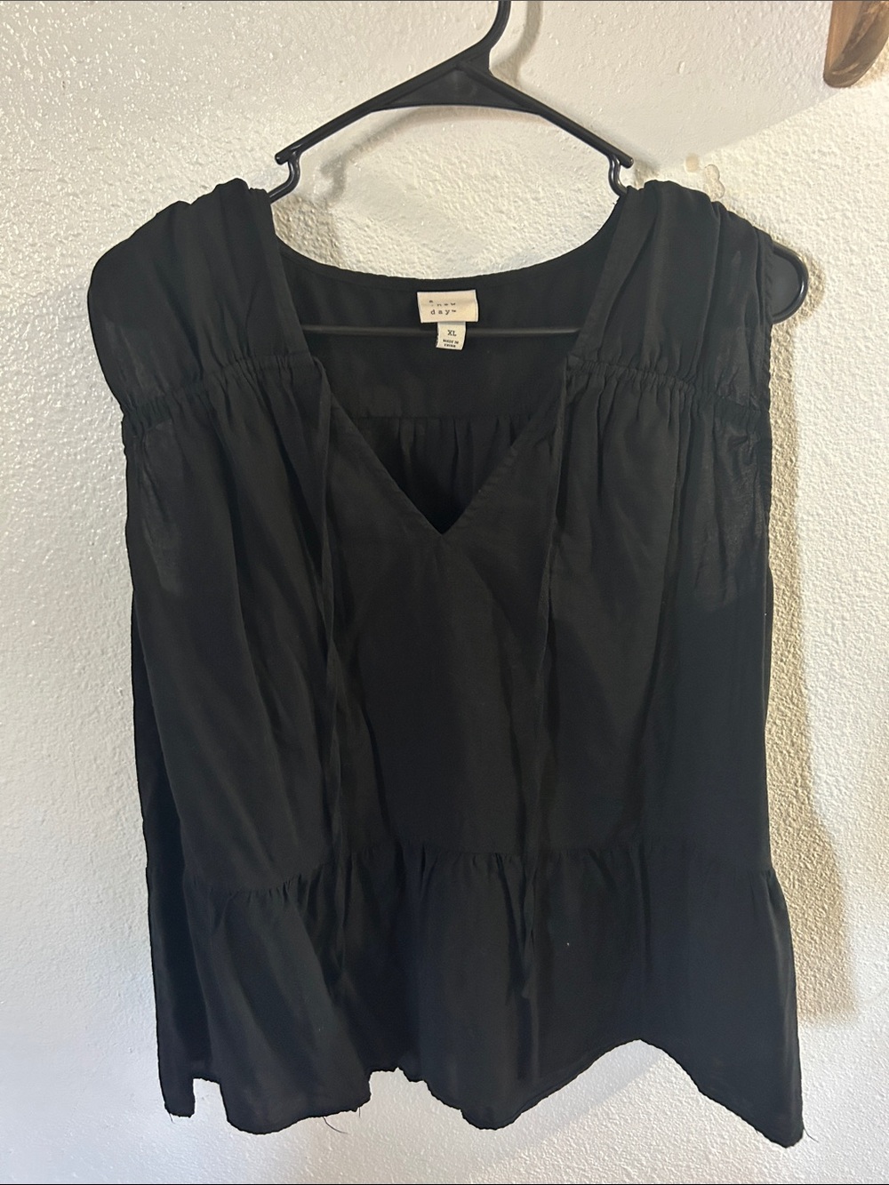 A New Day Black Sleeveless V-Neck Peplum Style Camisole